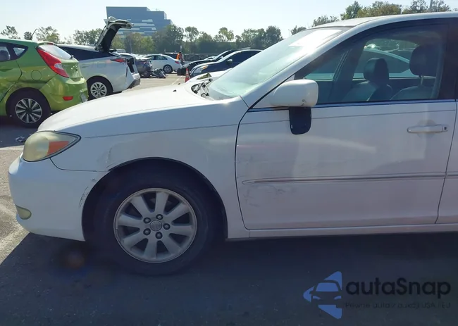 4T1BE30K32U075148: 44296747