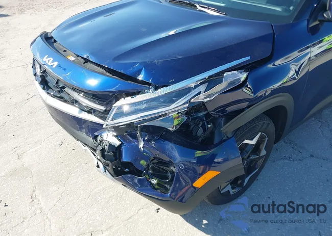 KNDER2AA9T7854561: 44296807