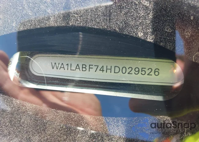 WA1LABF74HD029526: 44297004