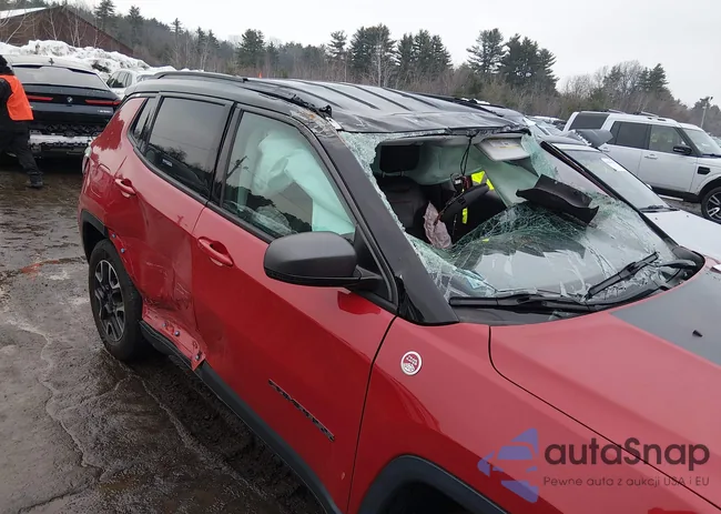 3C4NJDDB6LT106840: 44298035