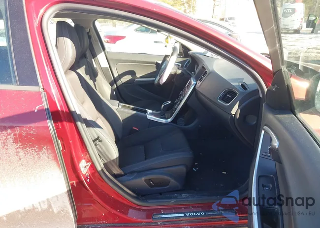 YV1612SA6F1187976: 44298056