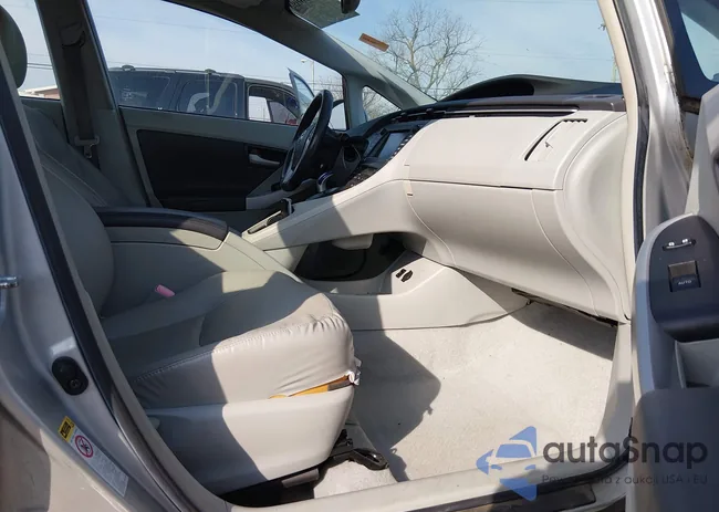 JTDKN3DU1A0135806: 44298098