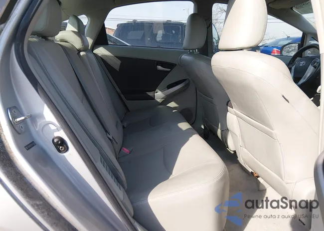 JTDKN3DU1A0135806: 44298098