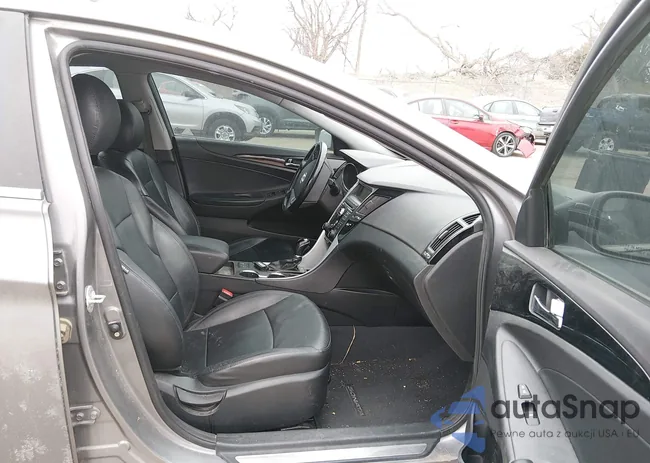 5NPEC4AC9BH011632: 44298130