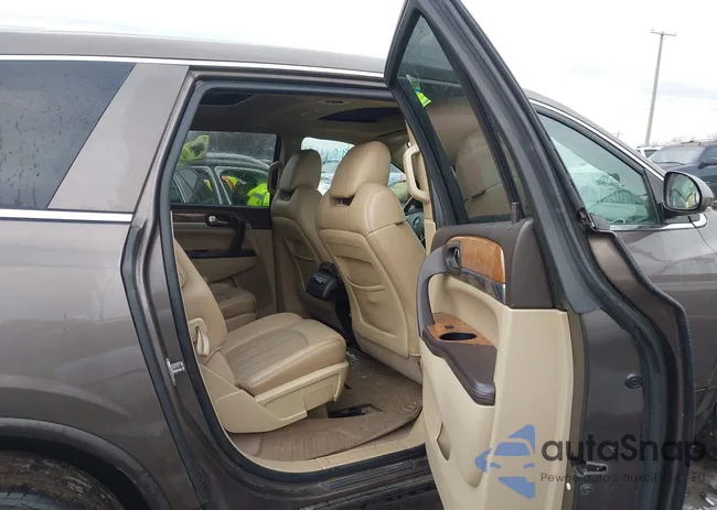 5GAKRCED2BJ329535: 44298144