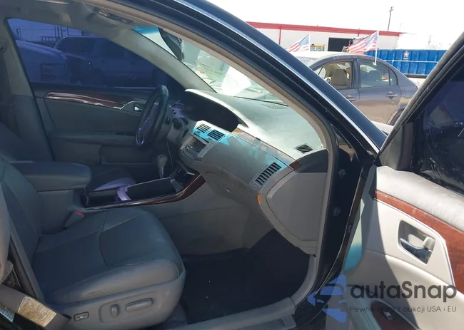 4T1BK36B88U306845: 44298225