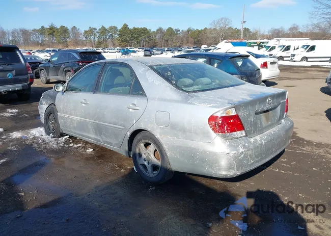 4T1BE32KX5U625558: 44298245