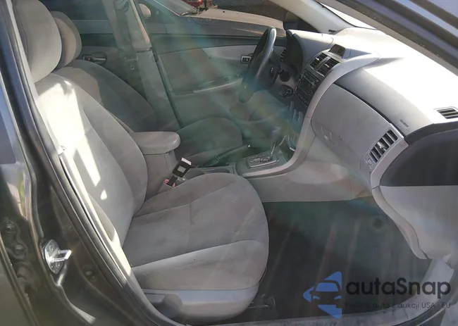 2T1BU4EE2CC773524: 44298272