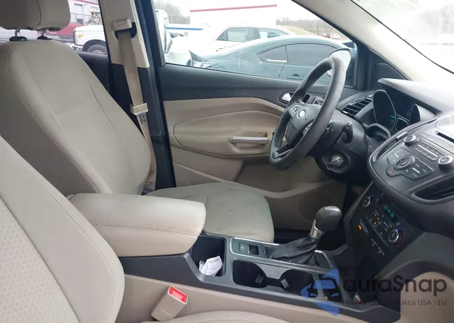 1FMCU0GD4HUC12698: 44298281