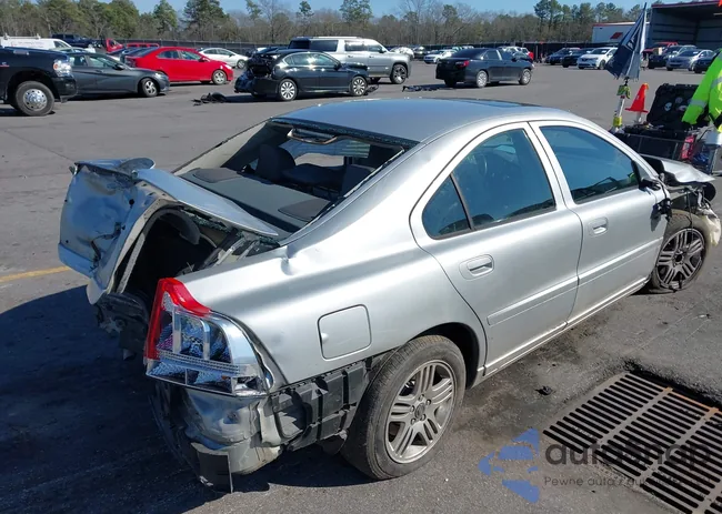 YV1RS592662523825: 44298421