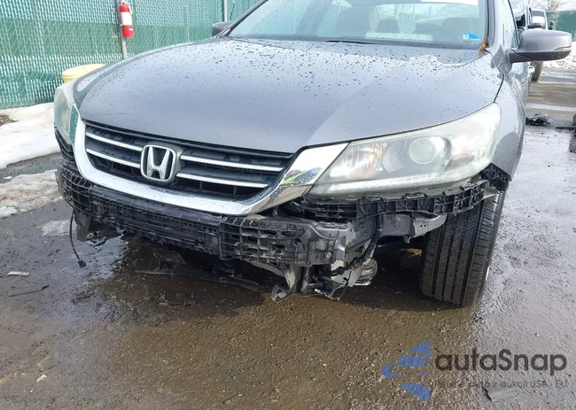 1HGCR2F86FA221361: 44298447