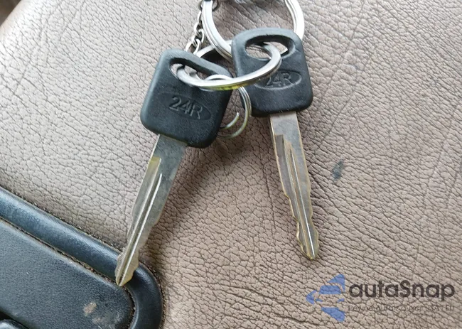 1FTNX21F4XED70803: 44298530