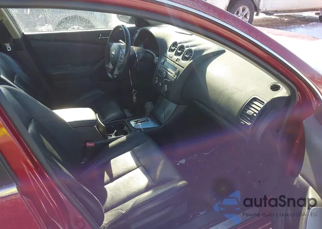 1N4AL21E28C245447: 44298566