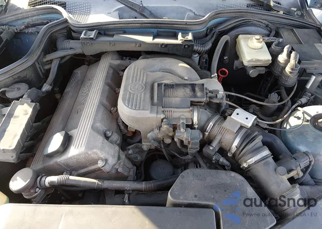 4USCH7329WLD15332: 44298571