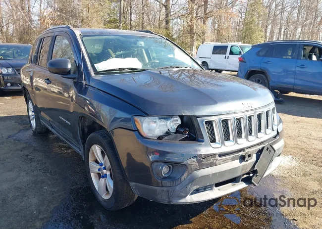 1C4NJCBB1GD543010: 44298616