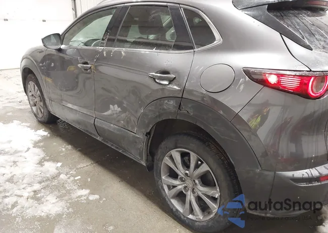 3MVDMBDL4MM200953: 44297657