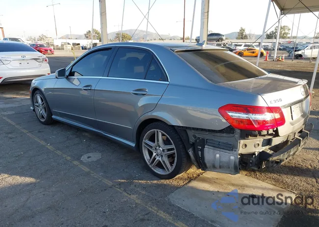 WDDHF5KB0CA592632: 44297672