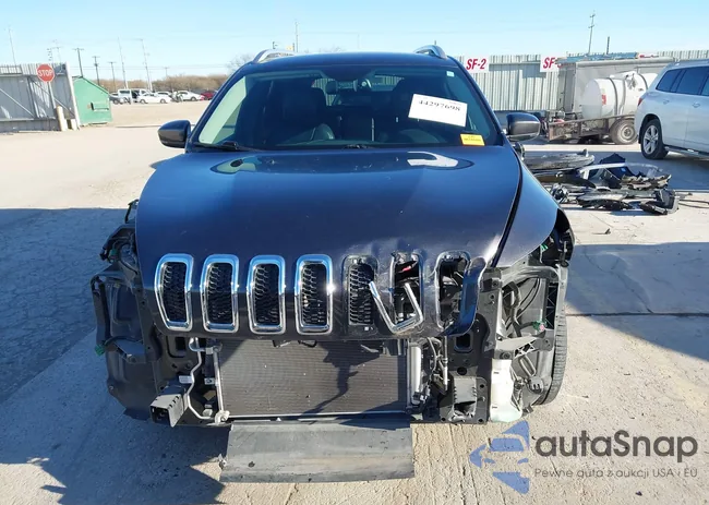 1C4PJLDB8GW338892: 44297698