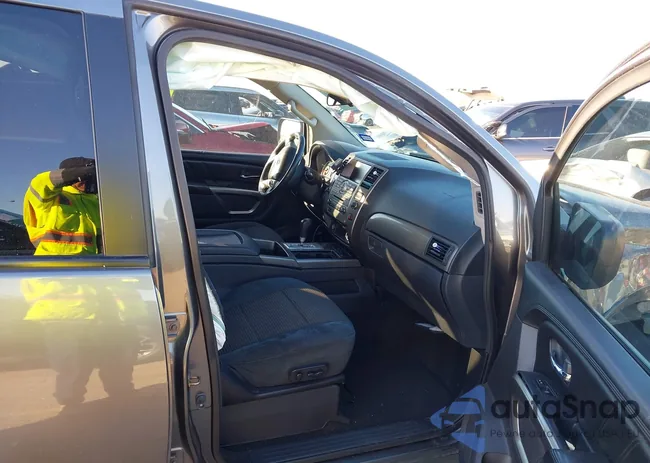 5N1BA0ND4FN620486: 44297734