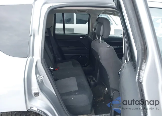 1C4NJDBB8GD691838: 44297803