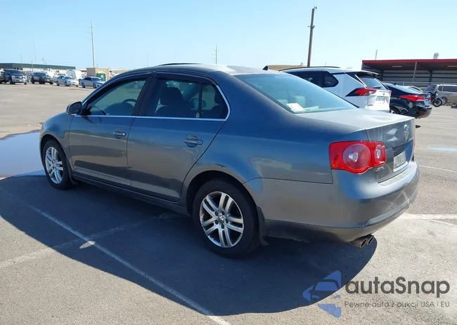 3VWEF81K87M058557: 44297875