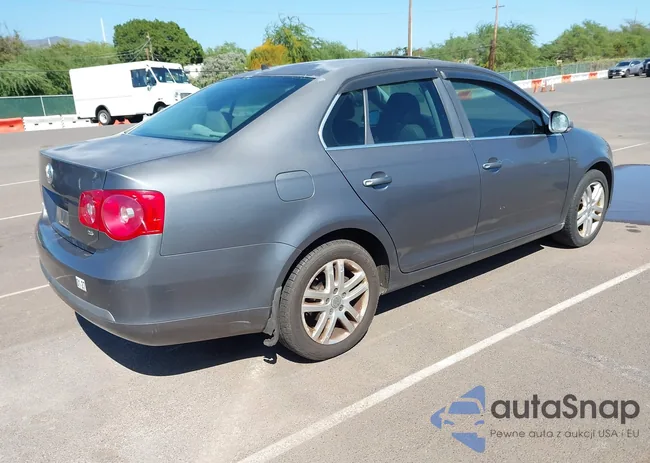 3VWEF81K87M058557: 44297875