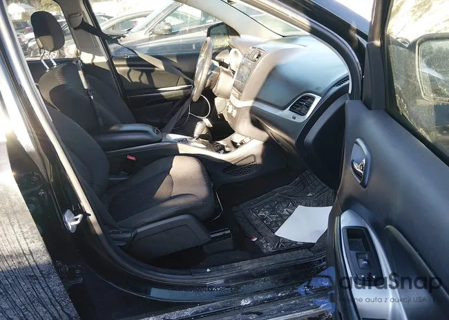 3C4PDCGB5GT114021: 44297900