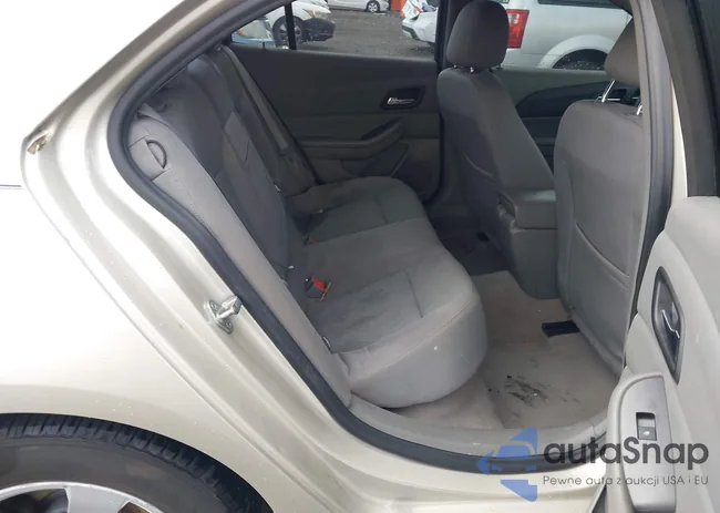 1G11B5SAXDF158021: 44298628