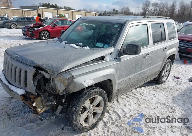 1C4NJRFB0ED762003: 44298637