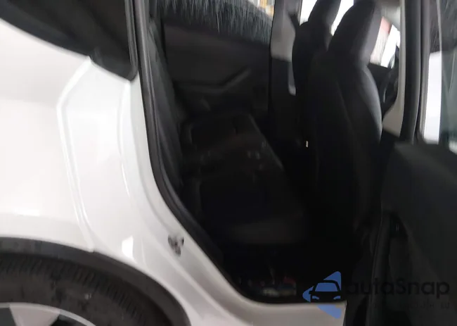 5YJYGDEE4MF109871: 44298651