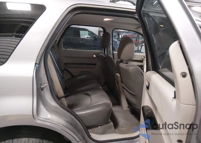 4F2CZ02Z48KM31374: 44298730