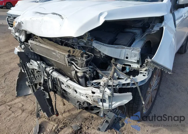 1FMCU9HD2KUB28664: 44298773