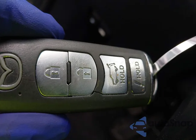 JM3TCBDY6H0132831: 44300051