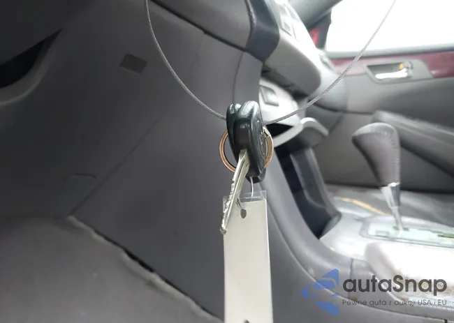 4T1FA38PX4U030983: 44300060