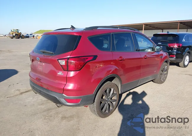 1FMCU9GD8KUA55320: 44300099