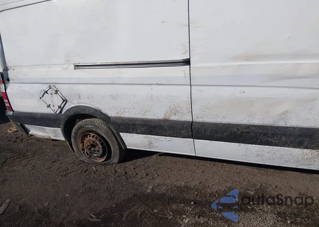 WD3PE8CB3C5668128: 44300139