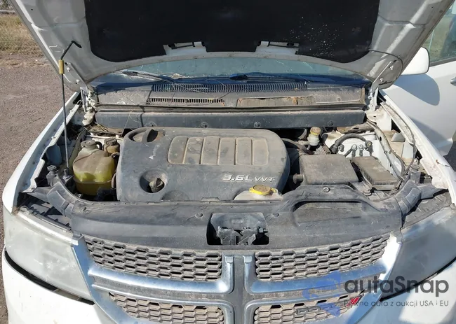 3C4PDCDG7DT695601: 44300211