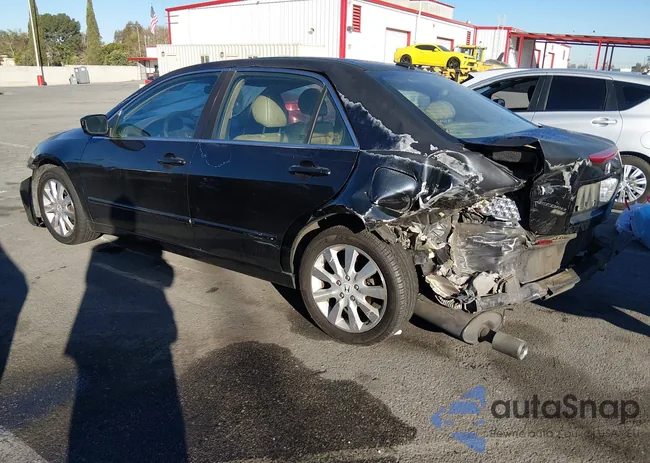 1HGCM66566A062661: 44300300