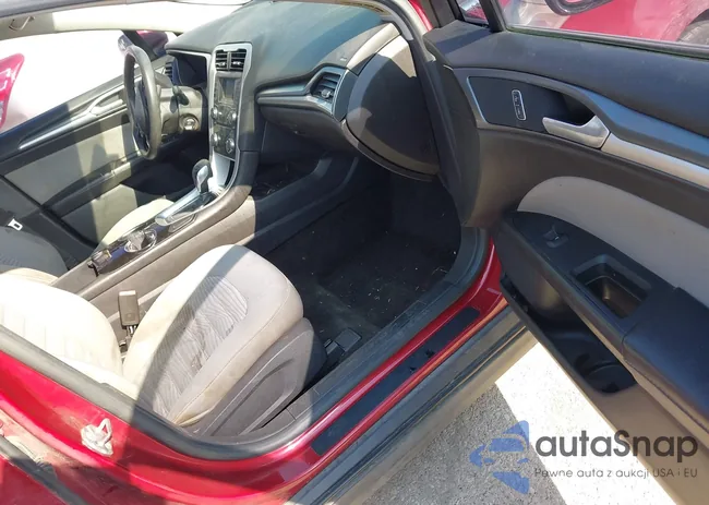 3FA6P0G71GR257693: 44300364