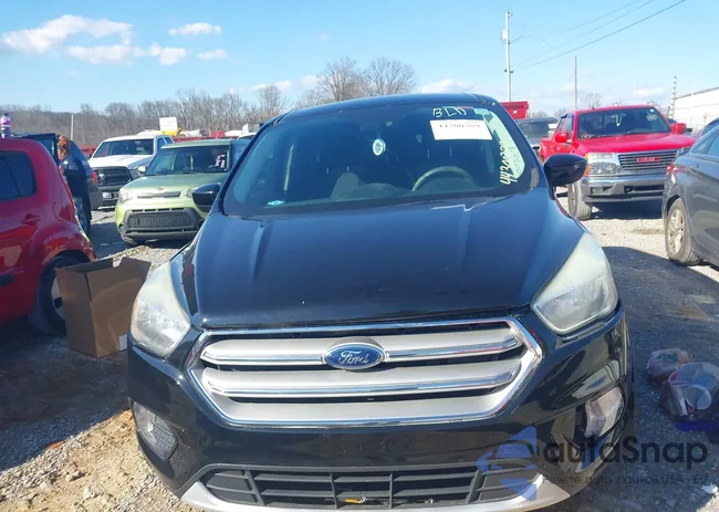 1FMCU0GD8HUD38501: 44300389