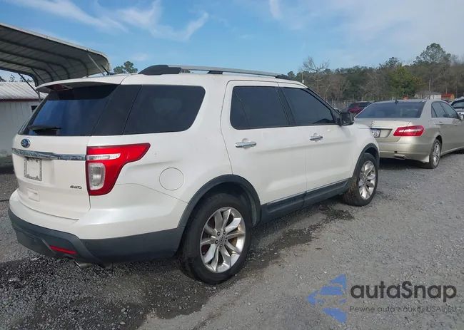 1FMHK8D81BGA95153: 44300413