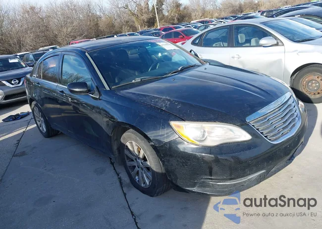 1C3CCBBG8DN678065: 44300542