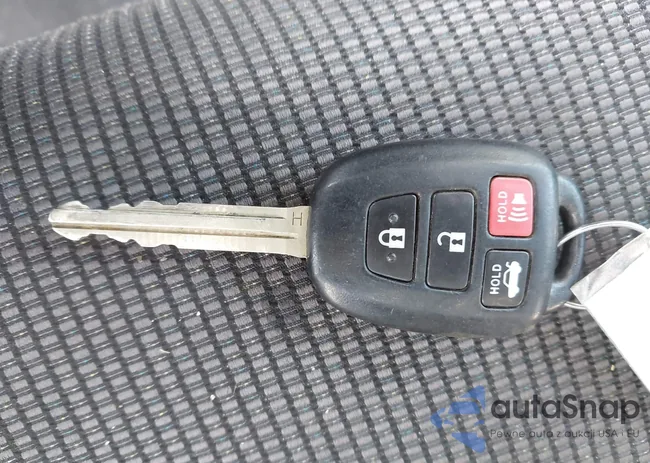 2T1BURHE2HC829588: 44300566