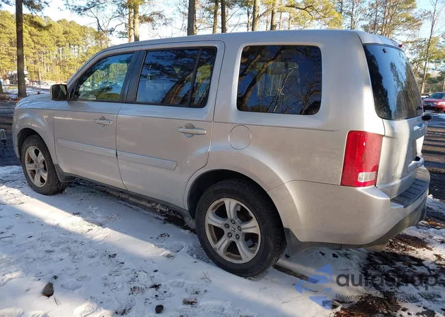 5FNYF3H78EB018890: 44300606