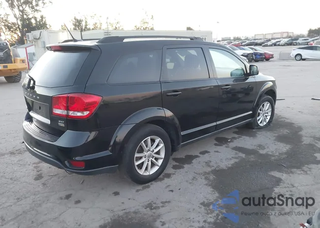 3C4PDCBG2HT511125: 44299819