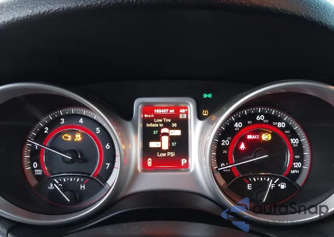 3C4PDCBG2HT511125: 44299819