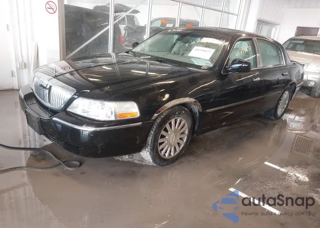 1LNHM82W43Y623338: 44299877