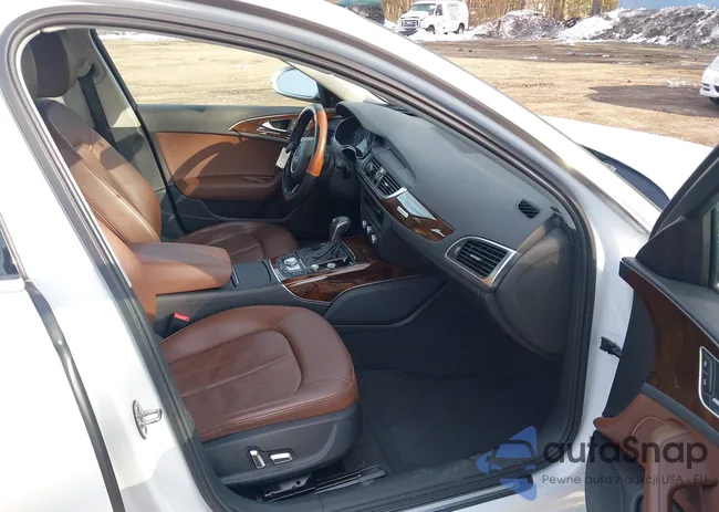 WAUGFAFC4GN015597: 44299951