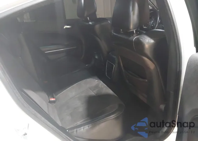 2C3CDXGJXGH339660: 44300007