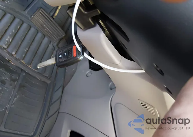 3CZRM3H38EG702690: 44300011